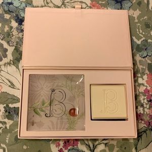 Letter “B” Hand soap & dish‌‌‌‌‌‌‌‌‌‌‌‌‌‌‌‌‌‌‌‌‌‌‌‌‌‌‌‌‌‌‌‌‌‌‌‌‌‌‌‌‌‌‌‌‌‌‌‌‌‌‍‍‍